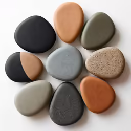 some stones are arranged in the shape of a heart