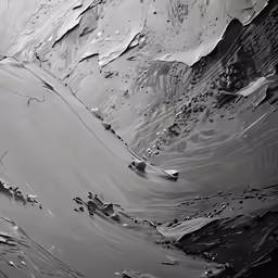 there are several layers of water covering an area