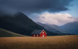 a small house that is in the grass