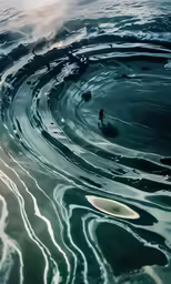 a picture of a body of water that has waves